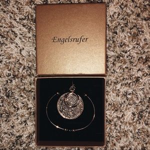 Necklace and Bracelet Set